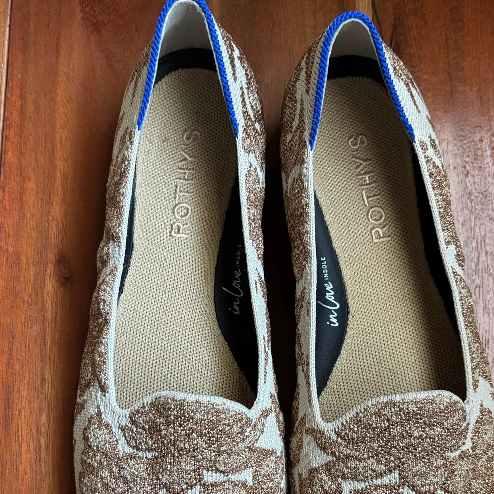 Rothy's lounge loafer in Gold Chantilly - Picture 3 of 10